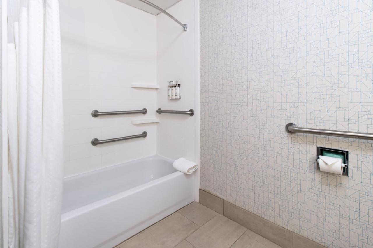 Holiday Inn Express Hotel & Suites Swansea By Ihg Exteriér fotografie
