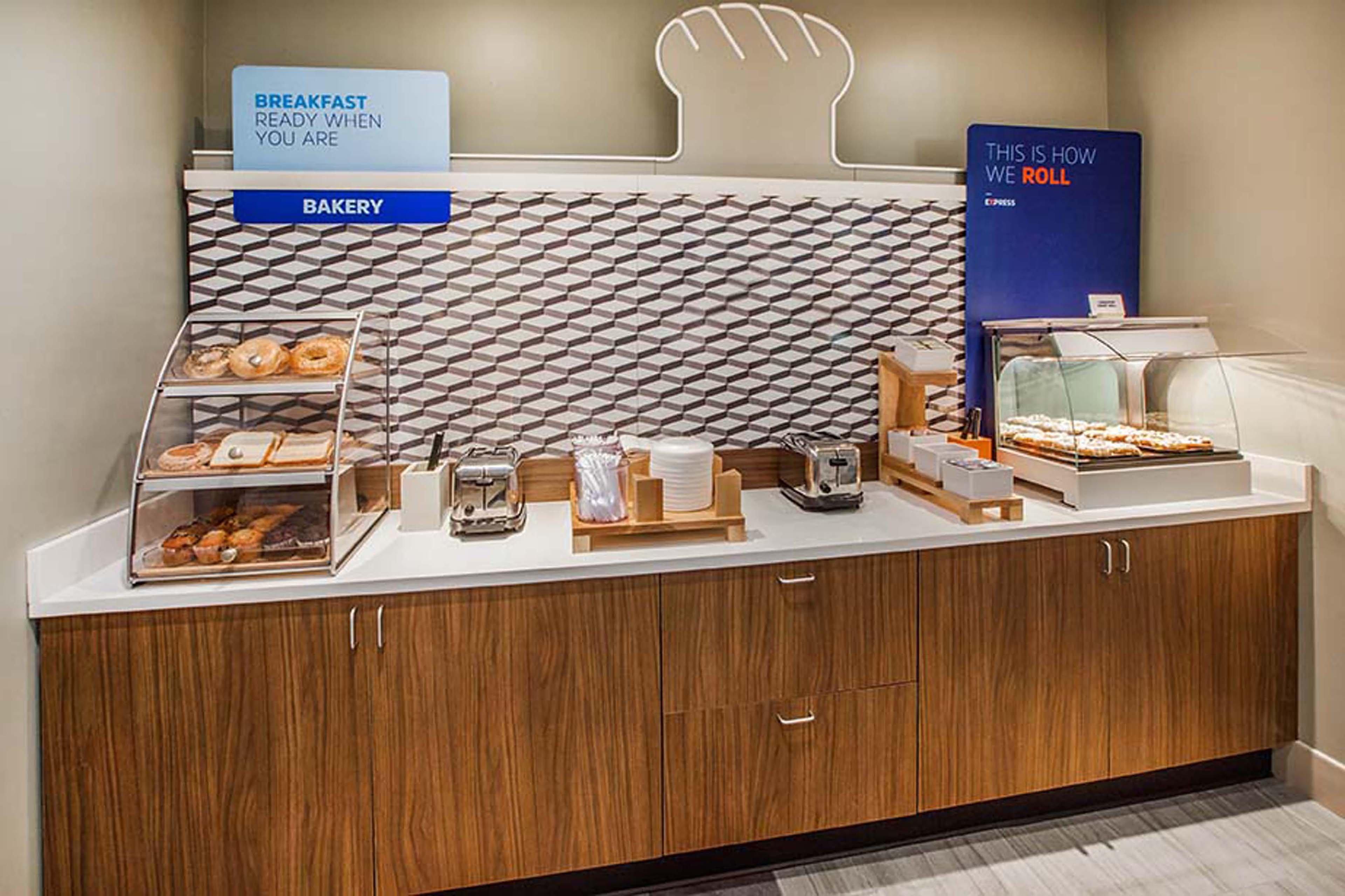 Holiday Inn Express Hotel & Suites Swansea By Ihg Exteriér fotografie