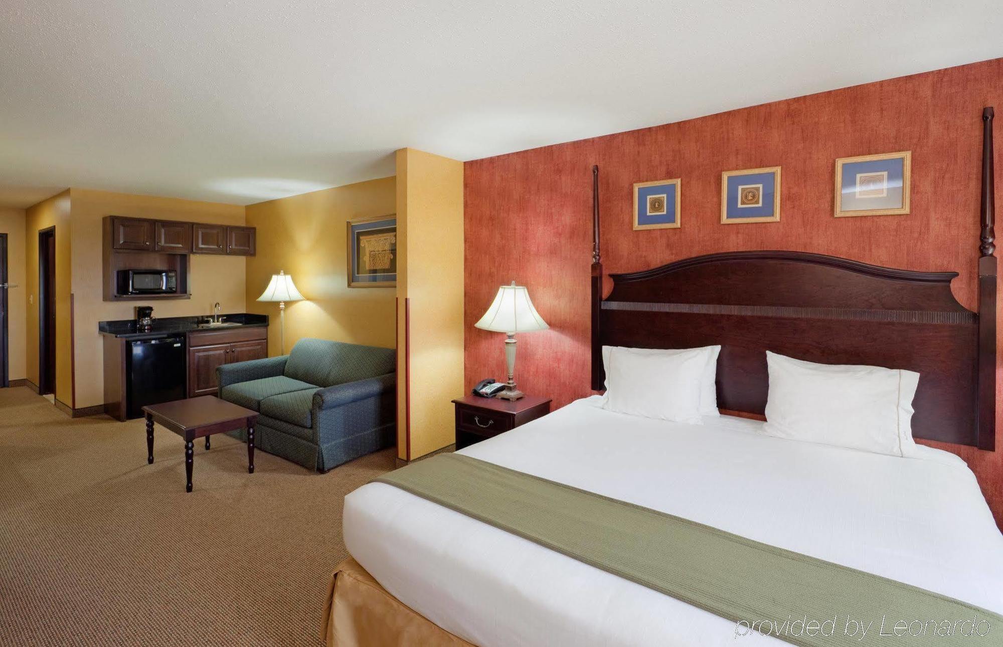 Holiday Inn Express Hotel & Suites Swansea By Ihg Pokoj fotografie
