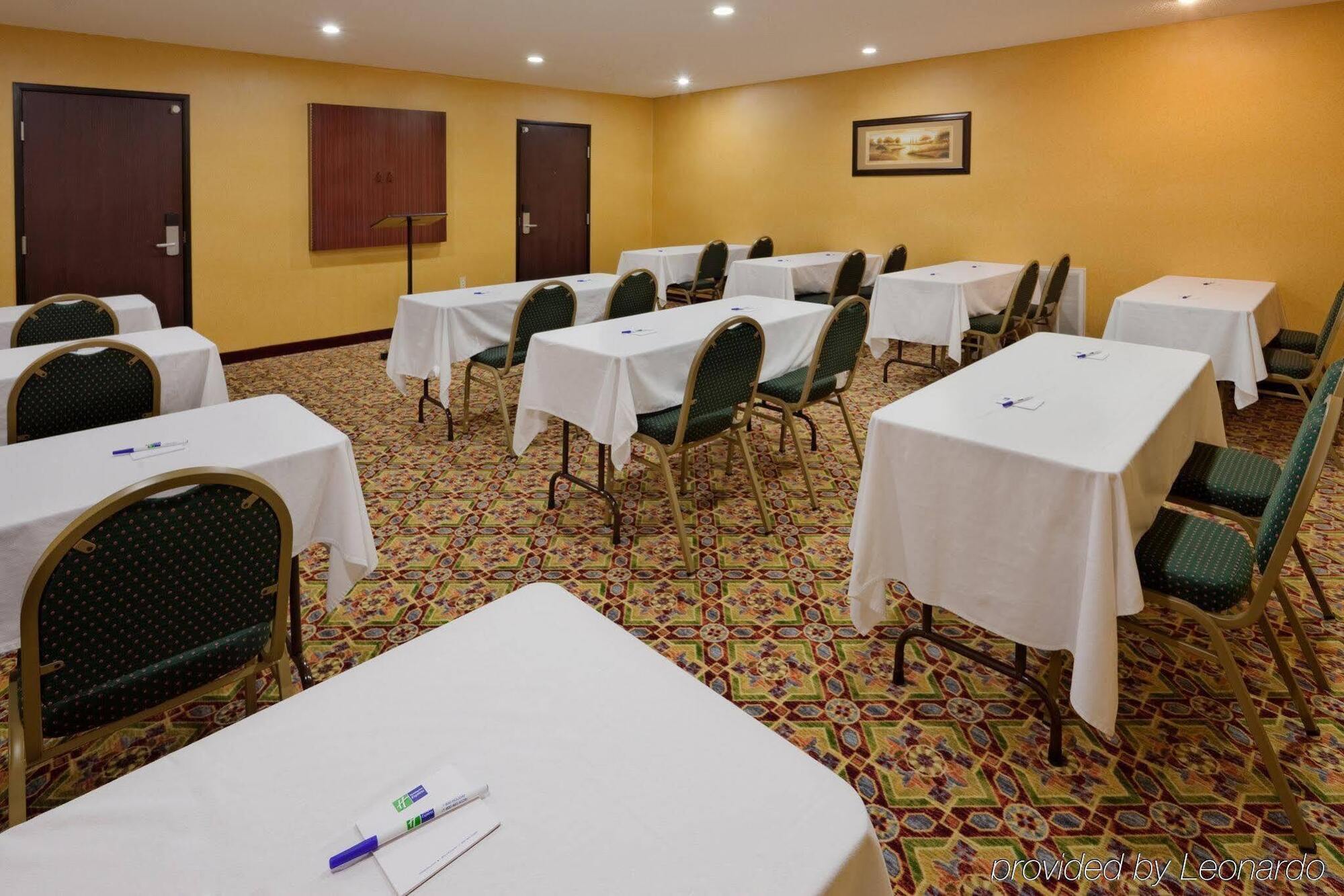 Holiday Inn Express Hotel & Suites Swansea By Ihg Exteriér fotografie